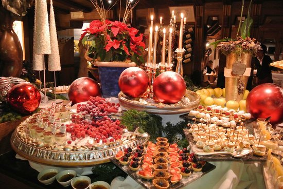 Buffet di Natale e Capodanno: ricette sfiziose per una cena in piedi