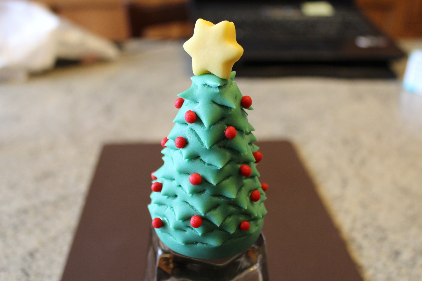 Stella Di Natale Pasta Zucchero.Cake Design Tutorial Albero Di Natale In Pasta Di Zucchero