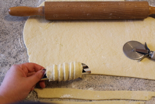 cannoli fritti alla crema