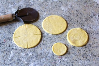 roselline fritte alla crema