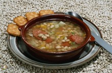 Zuppa di fagioli, zucca e salsiccia