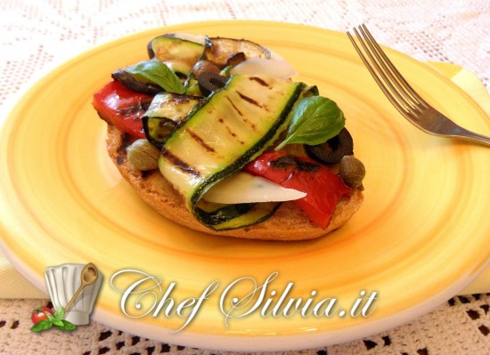 Bruschetta con verdure grigliate 