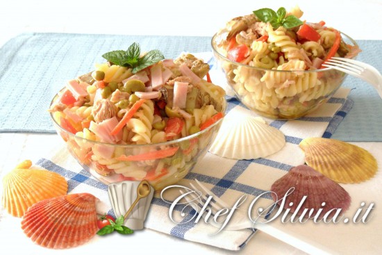 Insalata estiva di fusilli