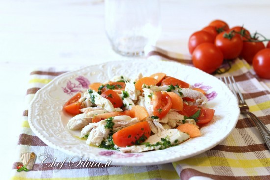 Insalata di pollo al pesto