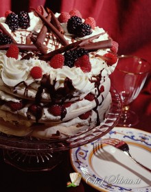 Pavlova ai frutti rossi