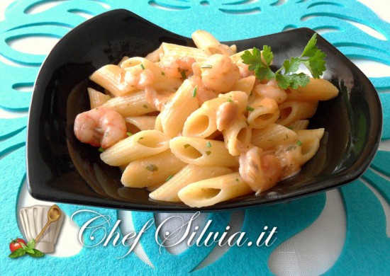 Penne salmone e gamberetti