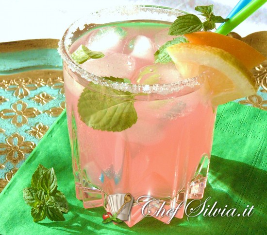 Pink mojito