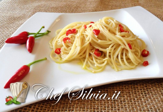 Spaghetti aglio olio e peperoncino