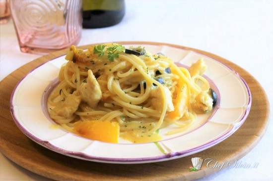 Spaghetti con sugo di gallinella di mare 