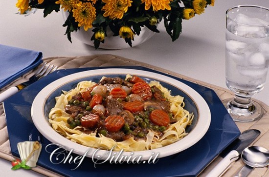 Tagliatelle con ragù di agnello