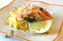 Tagliolini al limone e gamberi 