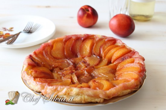 Tarte tatin alle pesche