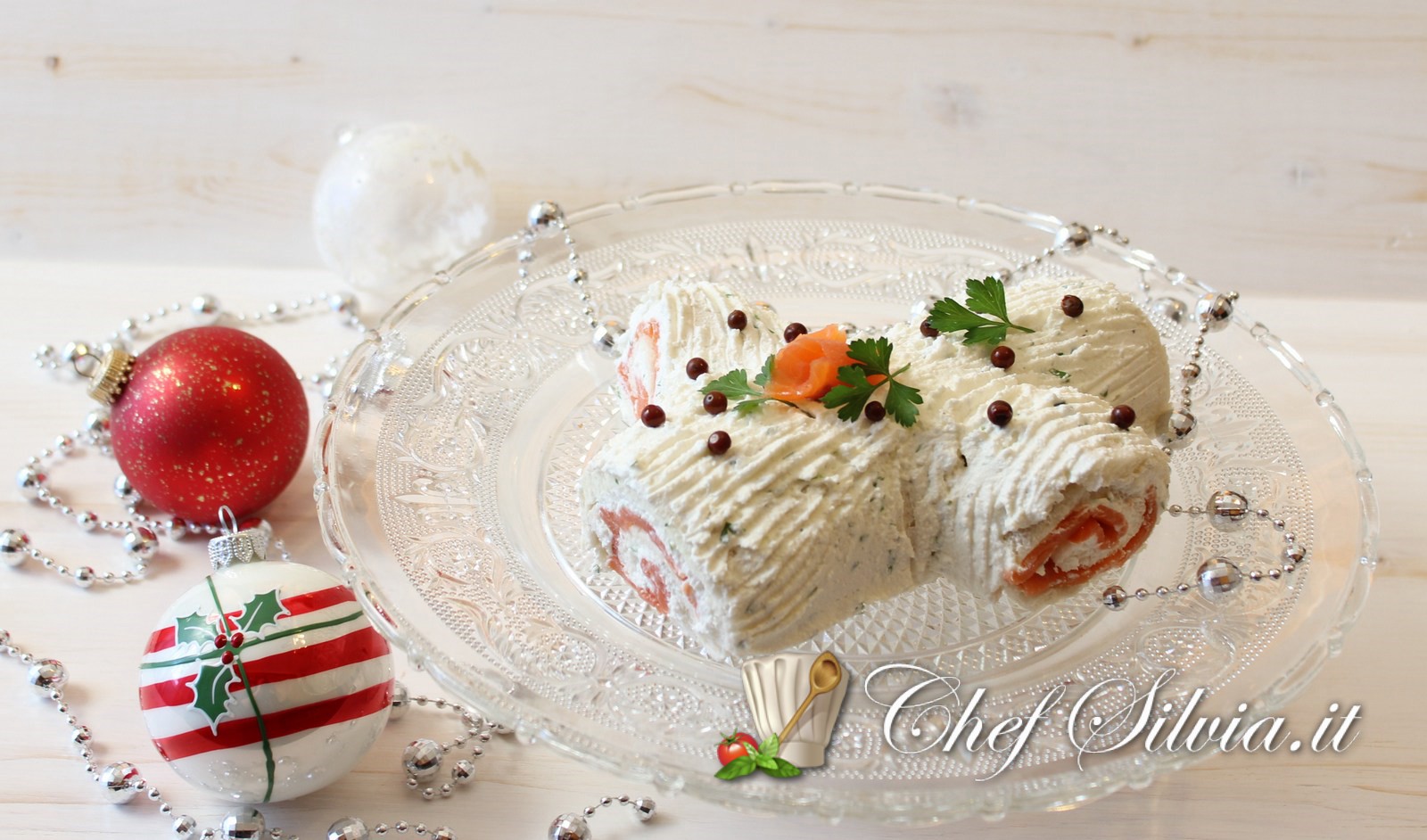 Tronchetto Di Natale Con Pane Per Tramezzini.Tronchetto Di Natale Al Salmone